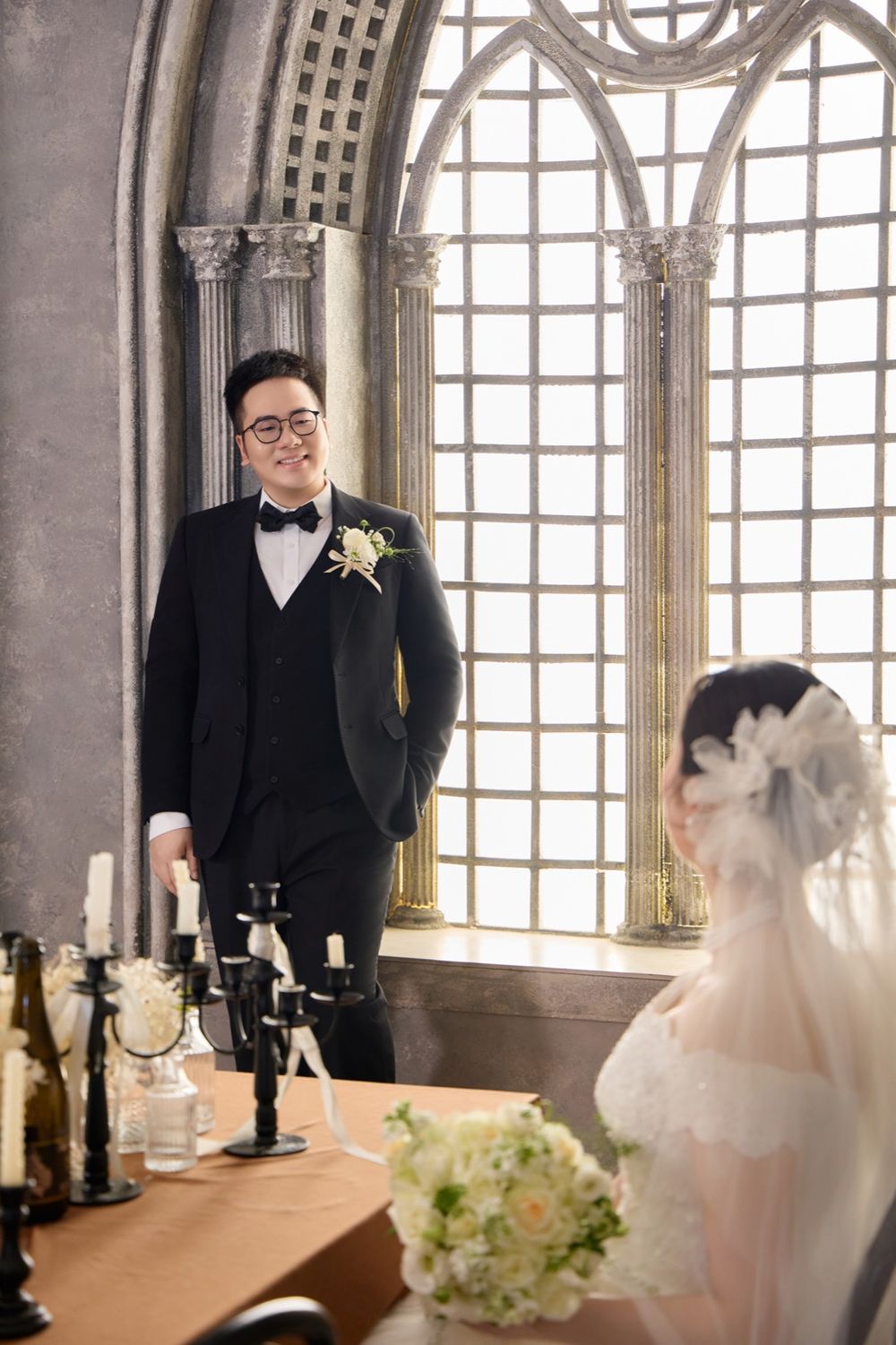 新郎婚纱照
